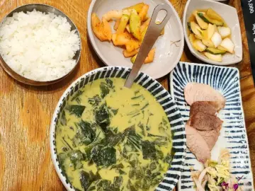 나 혼자 떠난 제주도, 속까지 따뜻해지는 신제주 보말칼국수 한 그릇 맛집