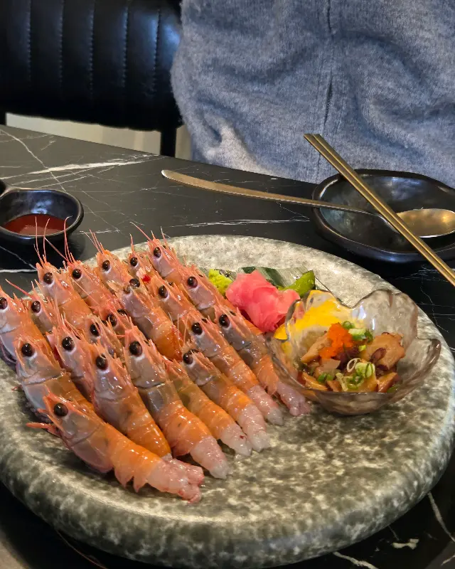 모루쿠다의 맛깔스러운 밑반찬