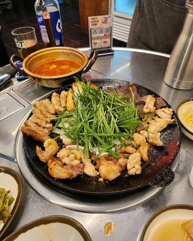 푸짐한 곱창 한 상 차림