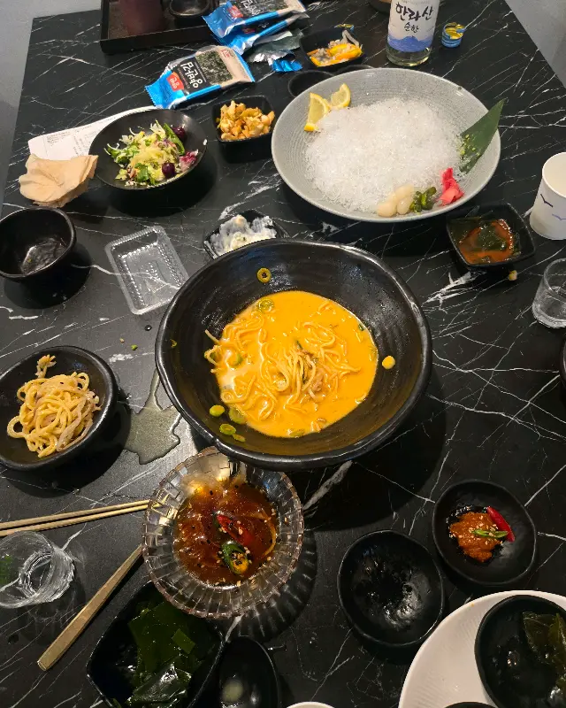 대방어회 한 상 차림