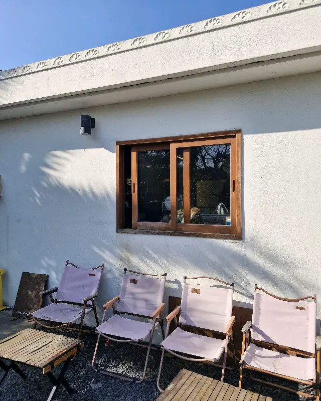 카페 야외 좌석