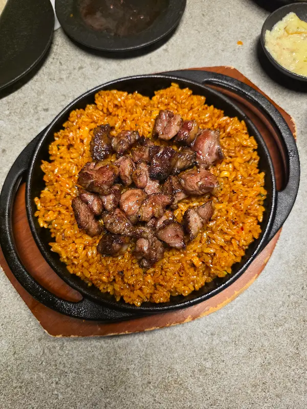 두반장 깍두기 볶음밥