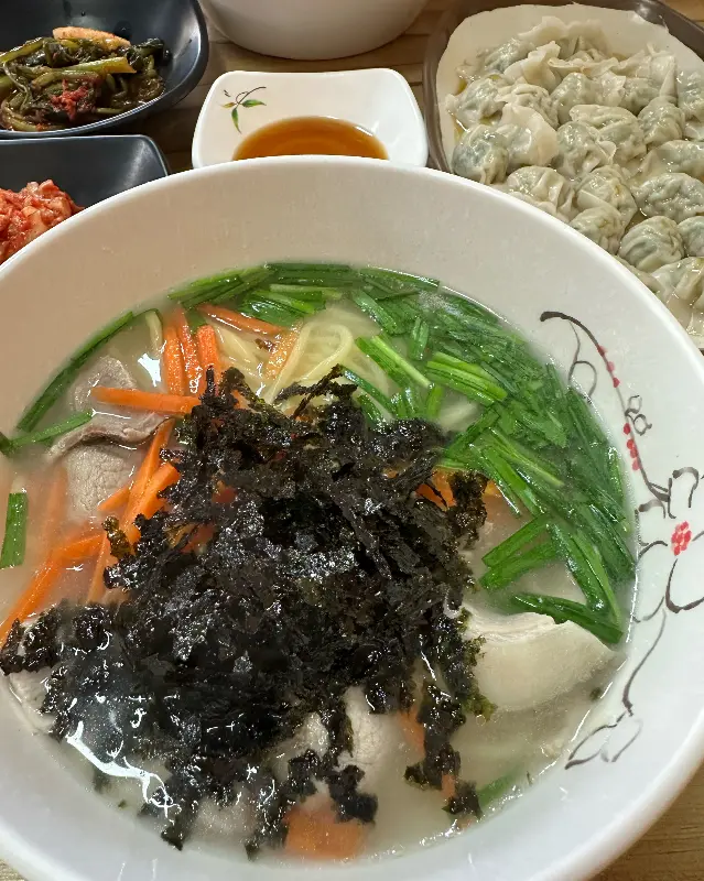 고기국수 근접샷