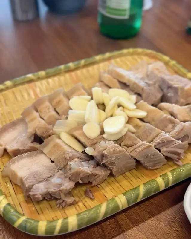 돔베고기 근접샷