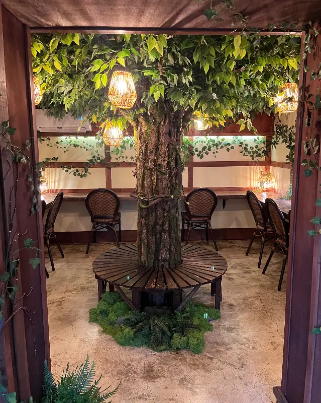 비밀역 인테리어