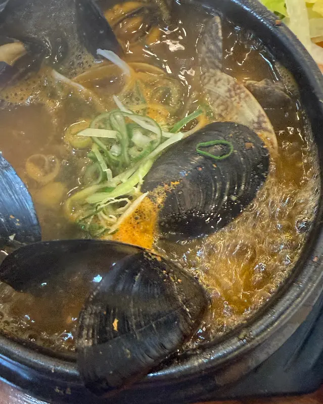 뚝배기 속 거북손