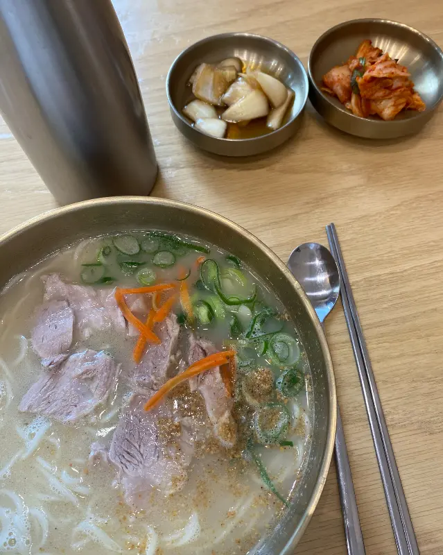 섬누들의 기본 반찬