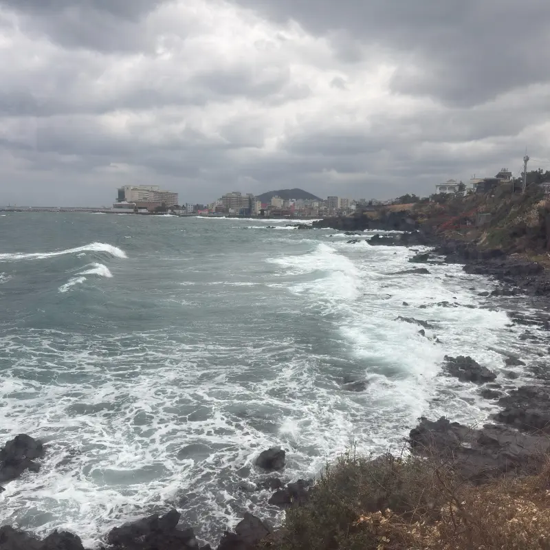 앙뚜아네트 앞 바다 풍경