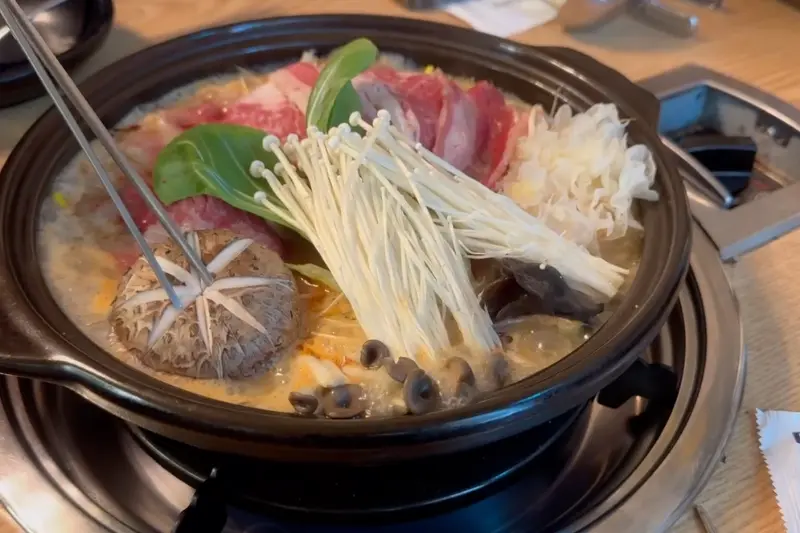 소갈비해물만두전골