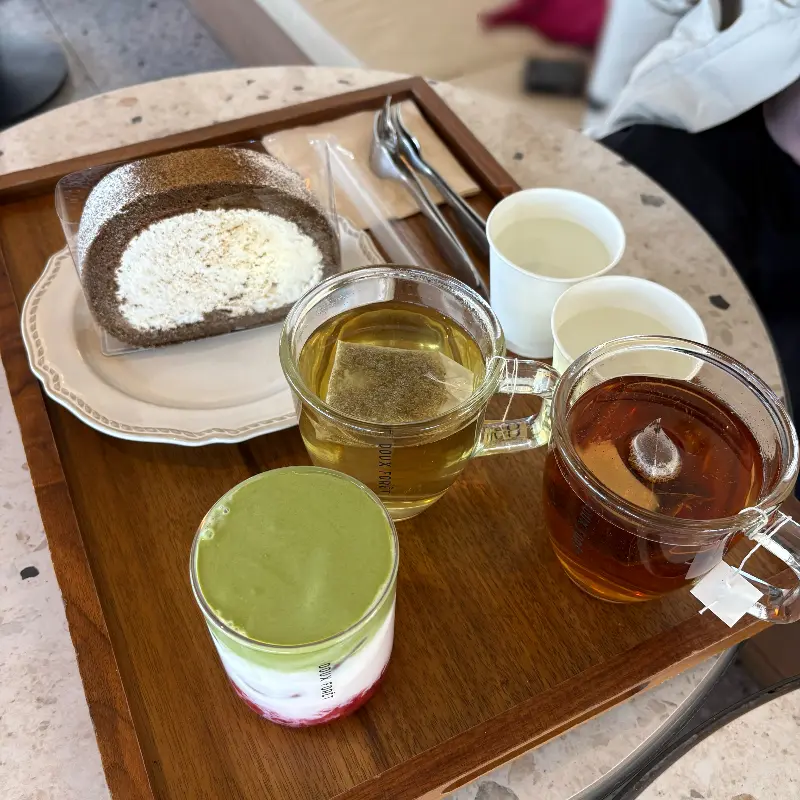 듀포레 디저트와 티