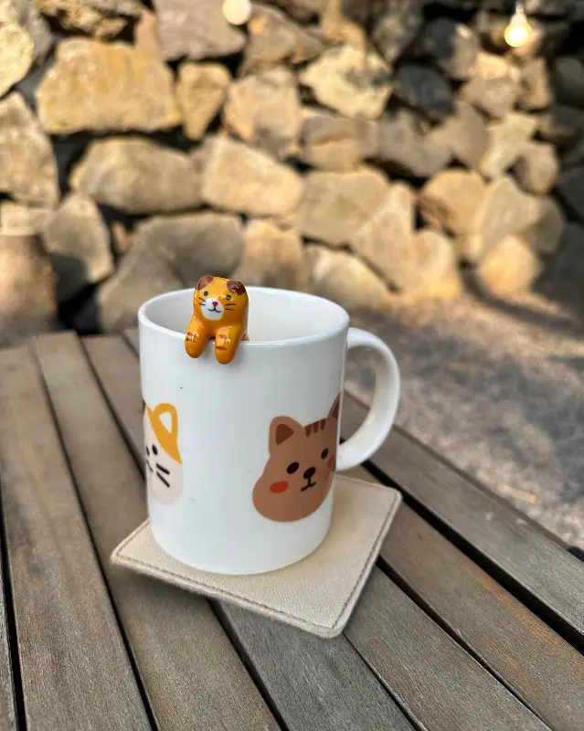 고양이 머그컵