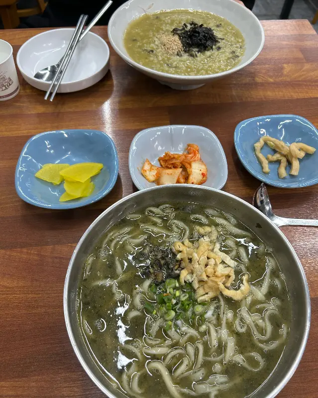 깔끔한 가게 내부