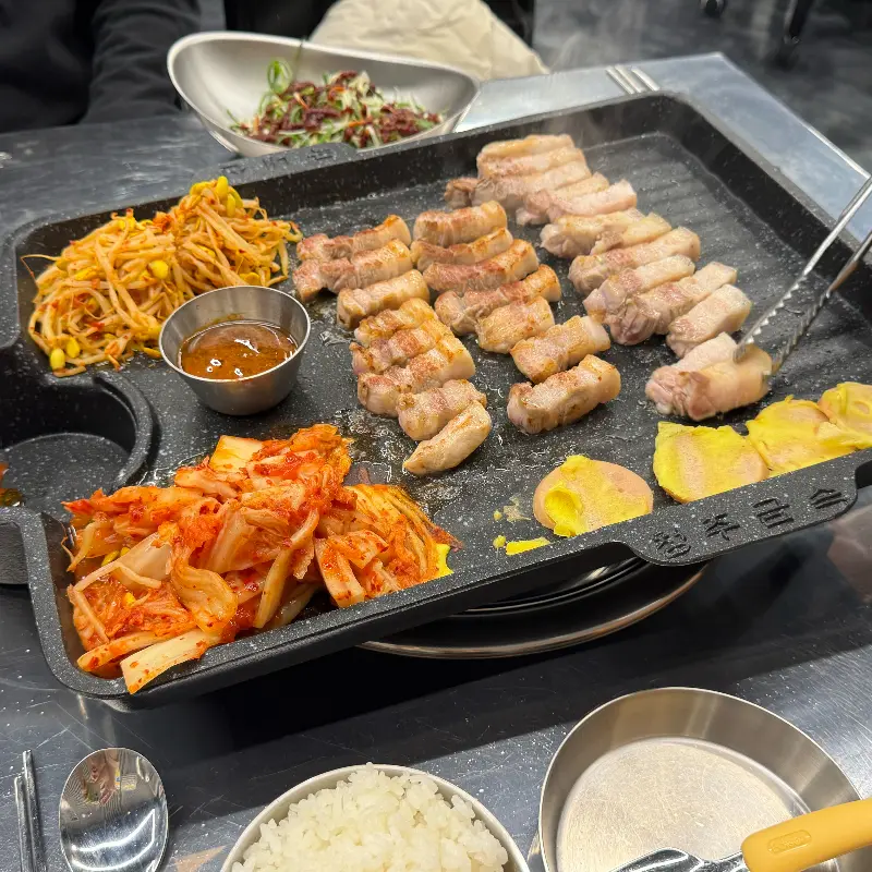 금돈상회 제원점 흑돼지 오겹살 비주얼