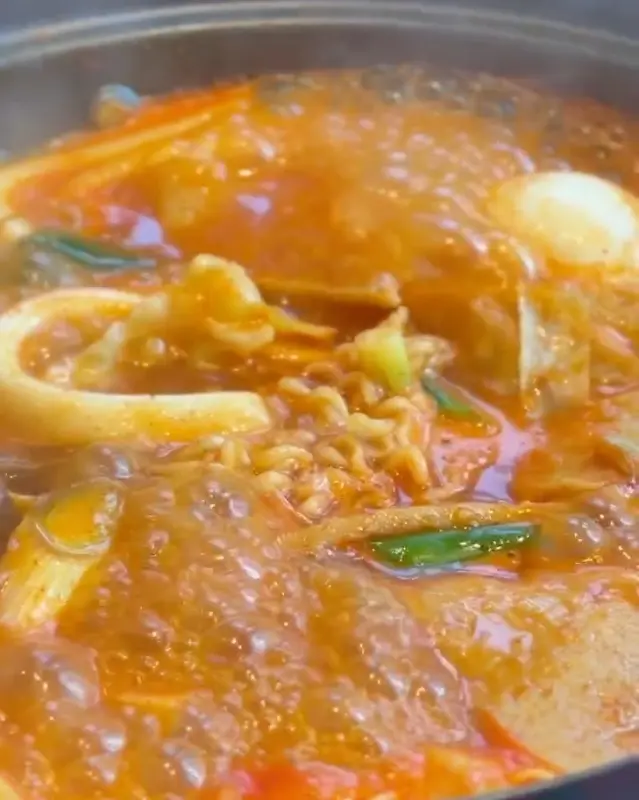 보기만 해도 군침이 도는 떡볶이 비주얼