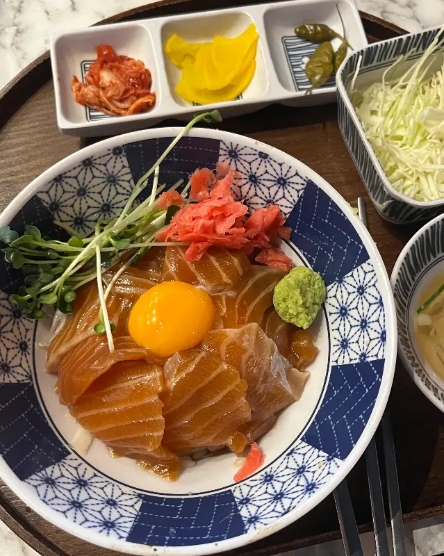 연어장 덮밥의 신선함