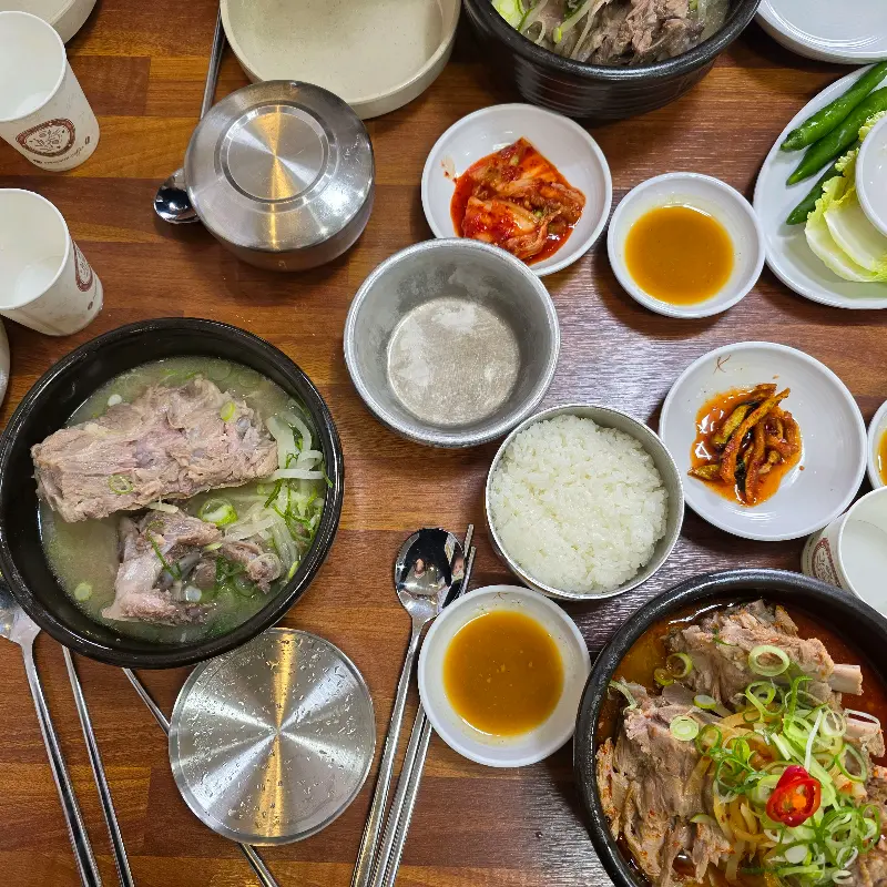 푸짐한 한 상 차림