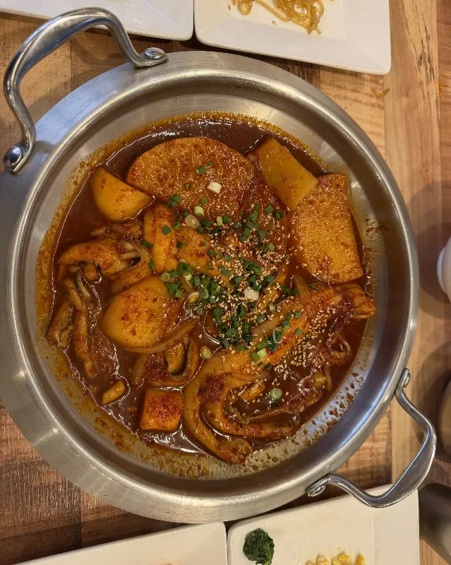 착한집에서 판매하는 옥돔과 갈치 선물세트.