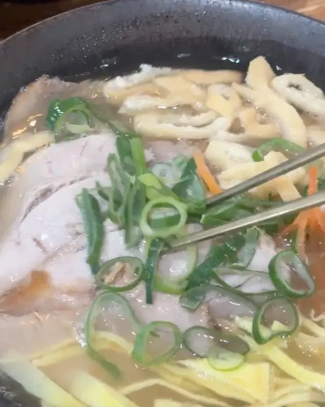 국시트멍 고기국수