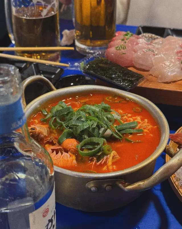 딱새우회 한상차림