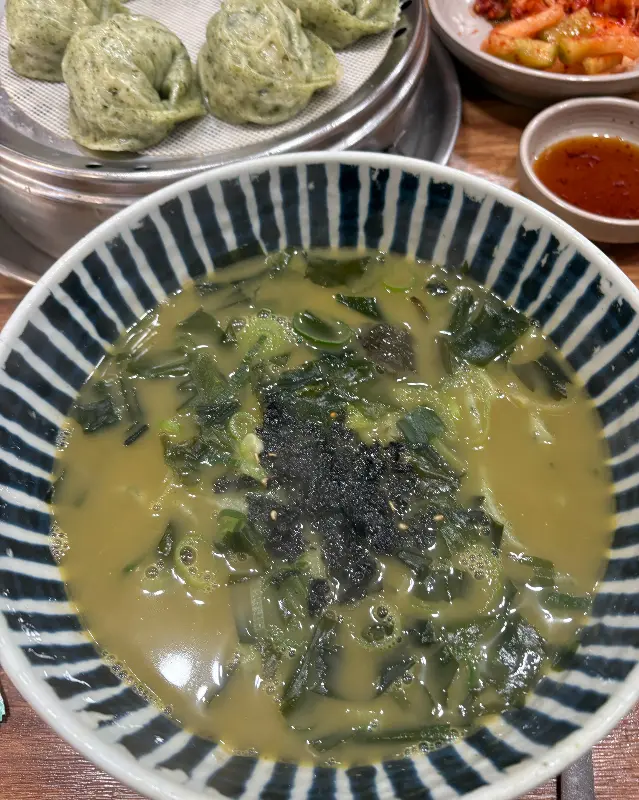 보말이 듬뿍 들어간 보말국