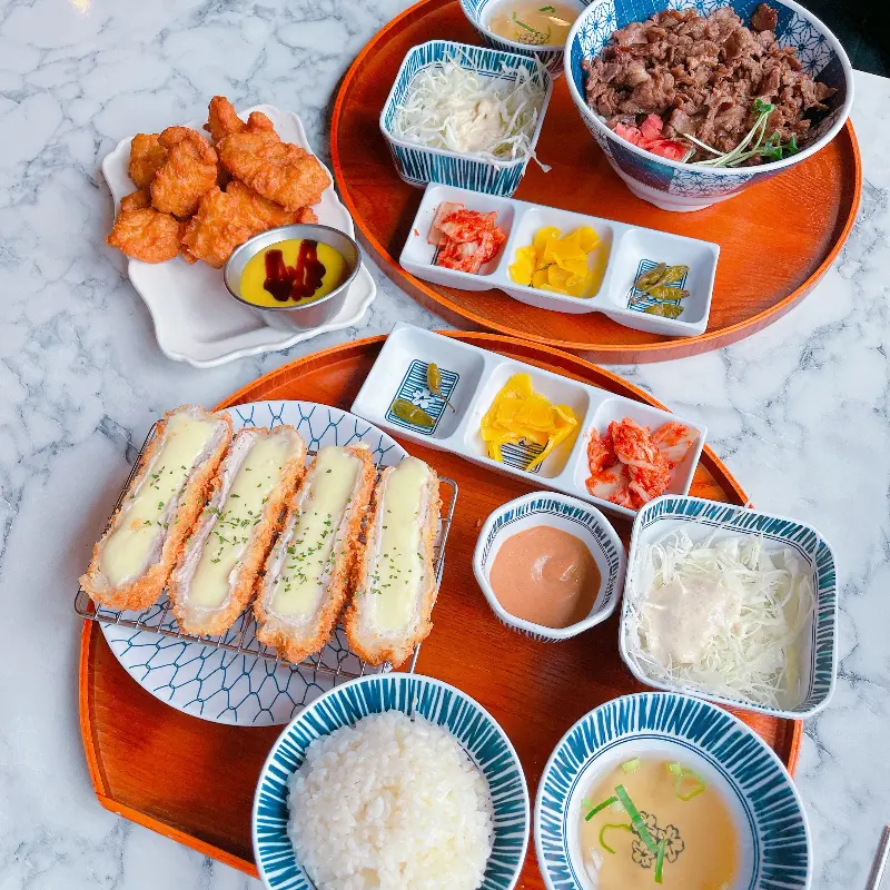 푸짐한 한 상 차림