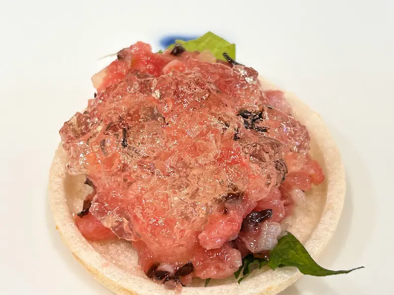 젤리처럼 투명한 토사즈 쥬레