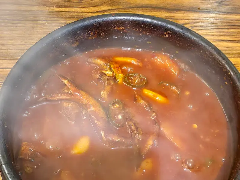 보글보글 끓고 있는 김치찌개