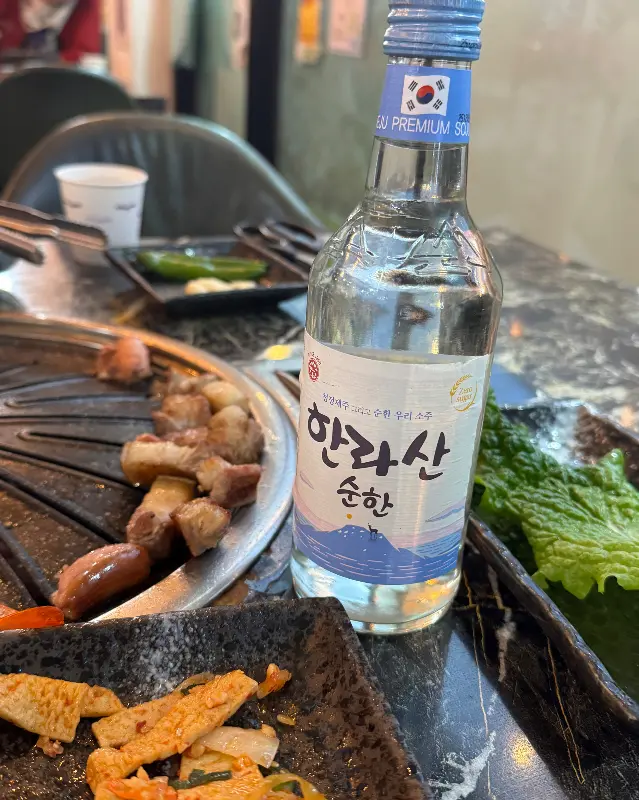 흑돼지 오겹살 단독 샷