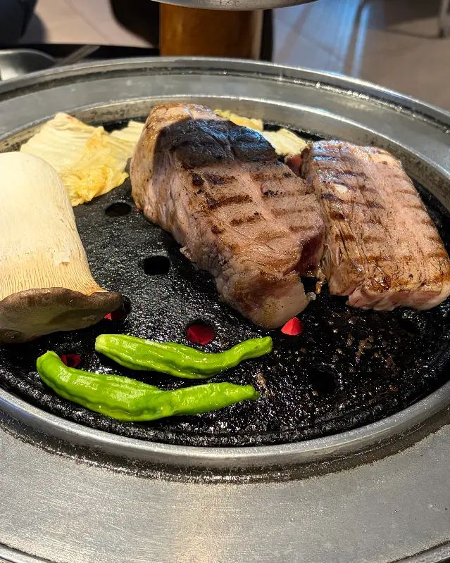 환상적인 마블링을 자랑하는 흑돼지