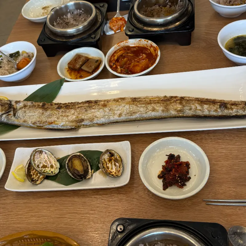 푸짐한 갈치한상차림