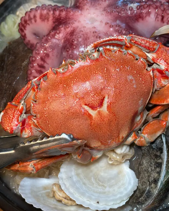 전골에 들어간 각종 해산물