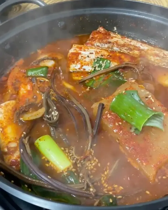 보기만 해도 군침이 도는 갈치조림