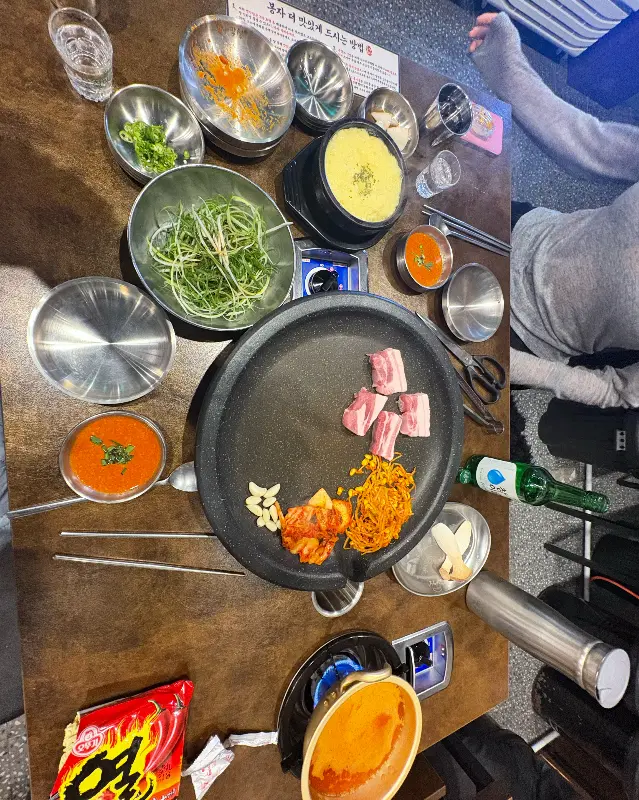 테이블 전체 샷