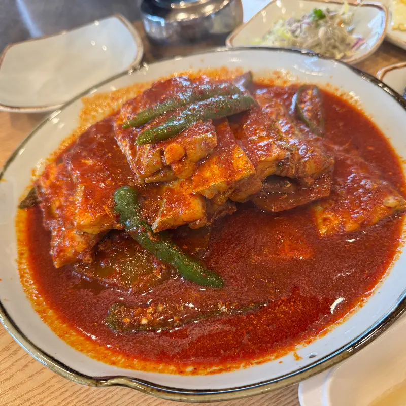 잘도식당 갈치조림 근접샷