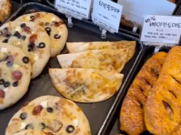 함덕의 보물, 오드랑 베이커리에서 만난 제주 마늘의 달콤한 유혹 – 잊을 수 없는 맛집 순례