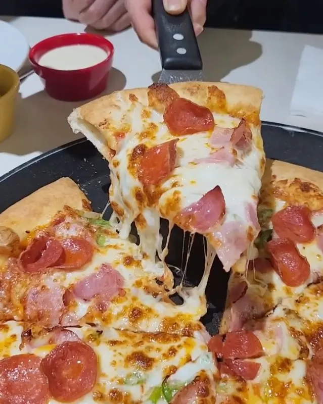 피자 들어올리기