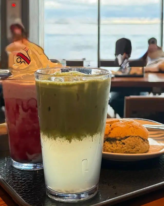 제주 스벅에서만 맛볼 수 있는 음료와 디저트