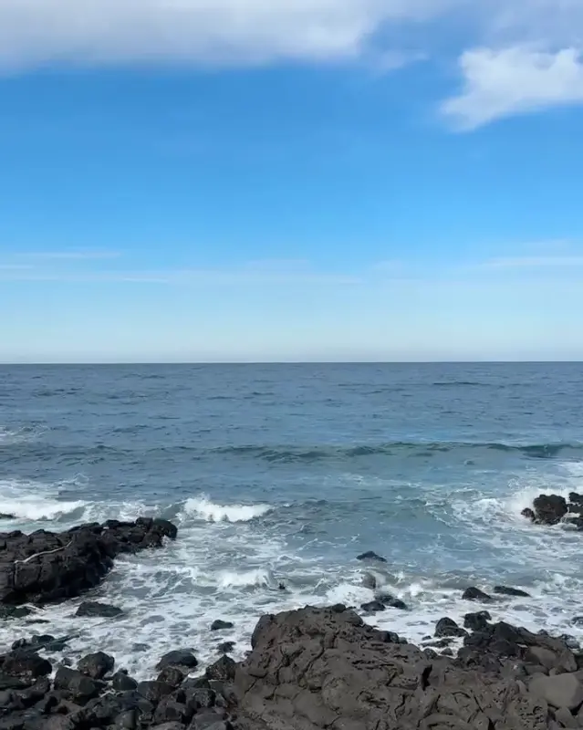 스타벅스 서해안로DT점 앞 바다