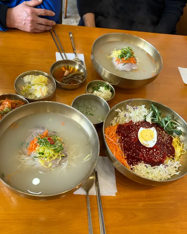 고기국수, 비빔국수, 물김치