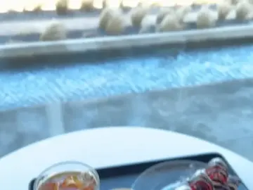 눈부신 우도 뷰와 황홀한 디저트 향연, 서귀포 “오른”에서 맛보는 특별한 하루