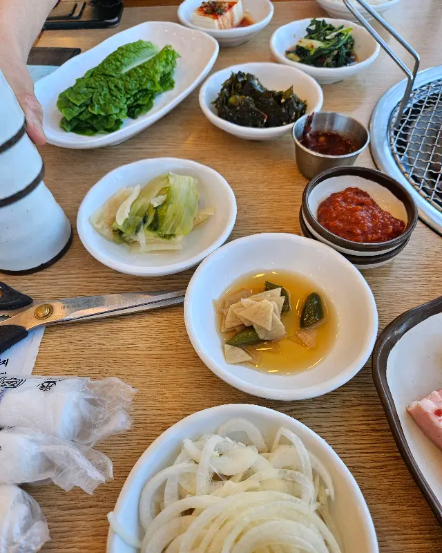 늘봄흑돼지 밑반찬