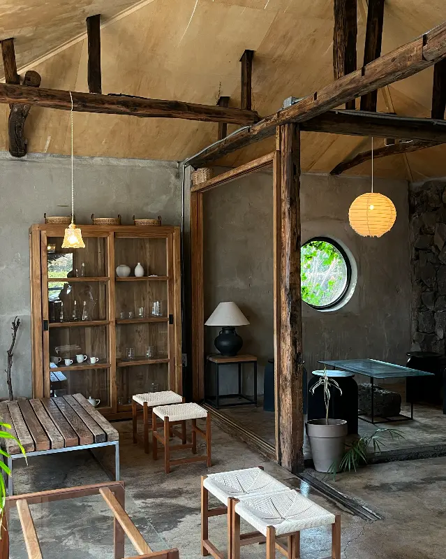 라룬블루 내부 인테리어