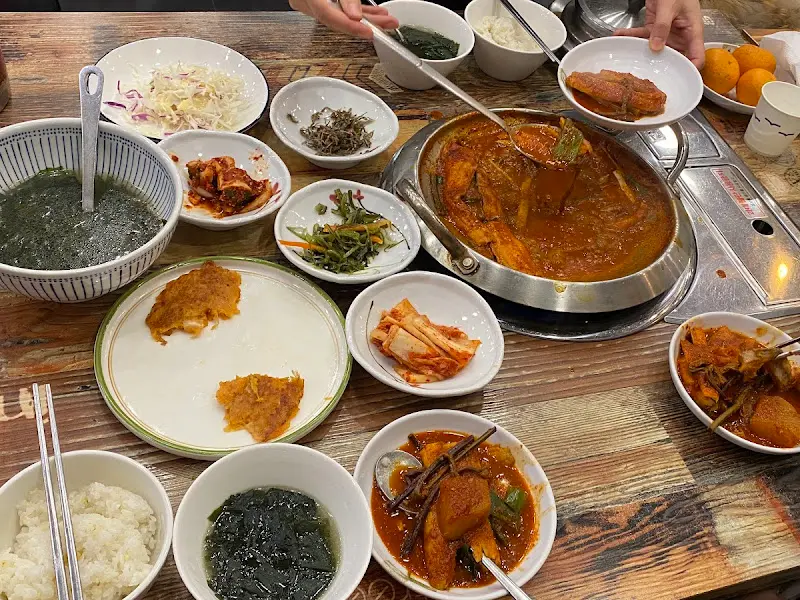 갈치조림과 밑반찬
