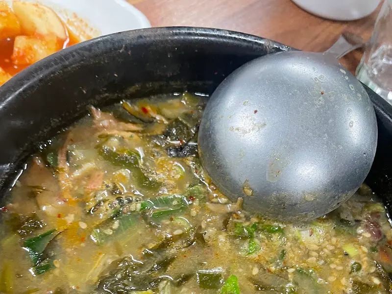 뚝배기에 담긴 몸국