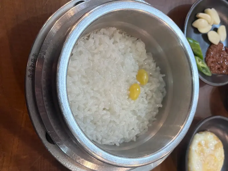 채인돌 솥밥 클로즈업