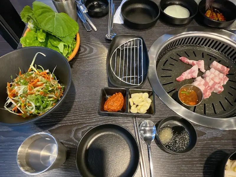 흑돼지 오겹살 쌈