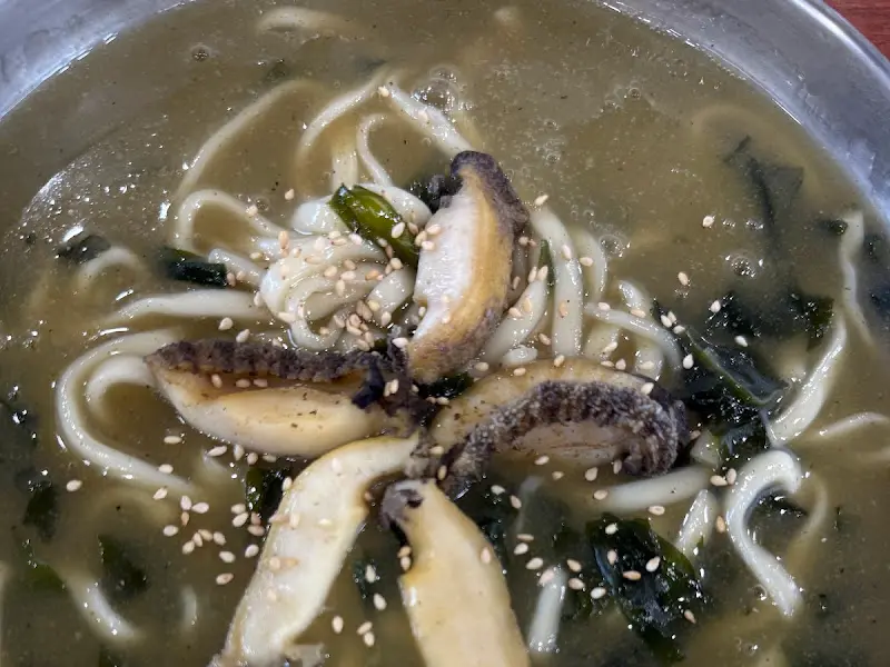전복칼국수 근접샷