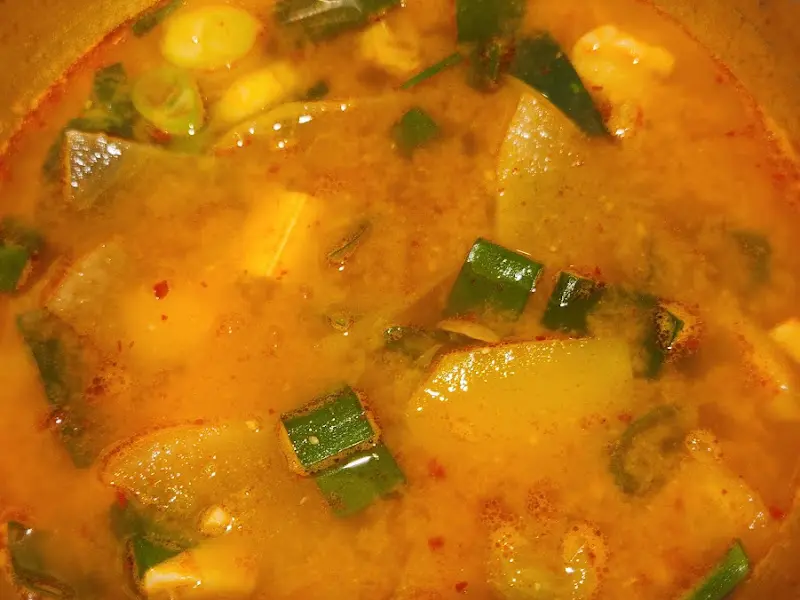 칼칼하고 시원한 김치찌개