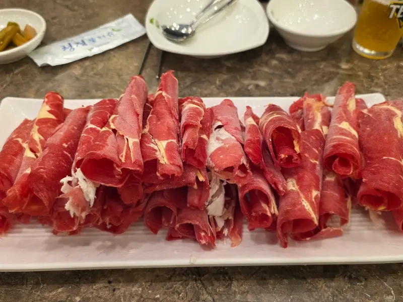 푸짐한 소고기 샤브샤브