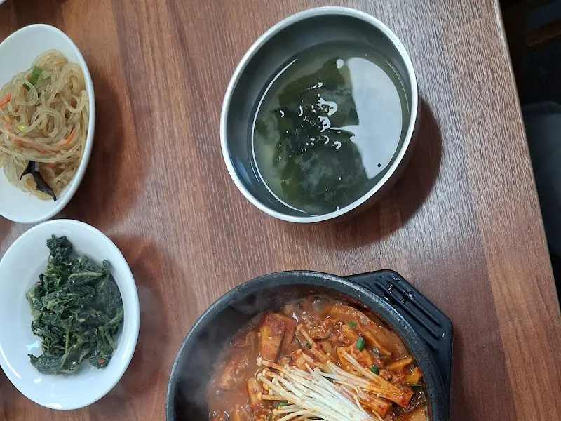 푸짐한 2인 세트 메뉴